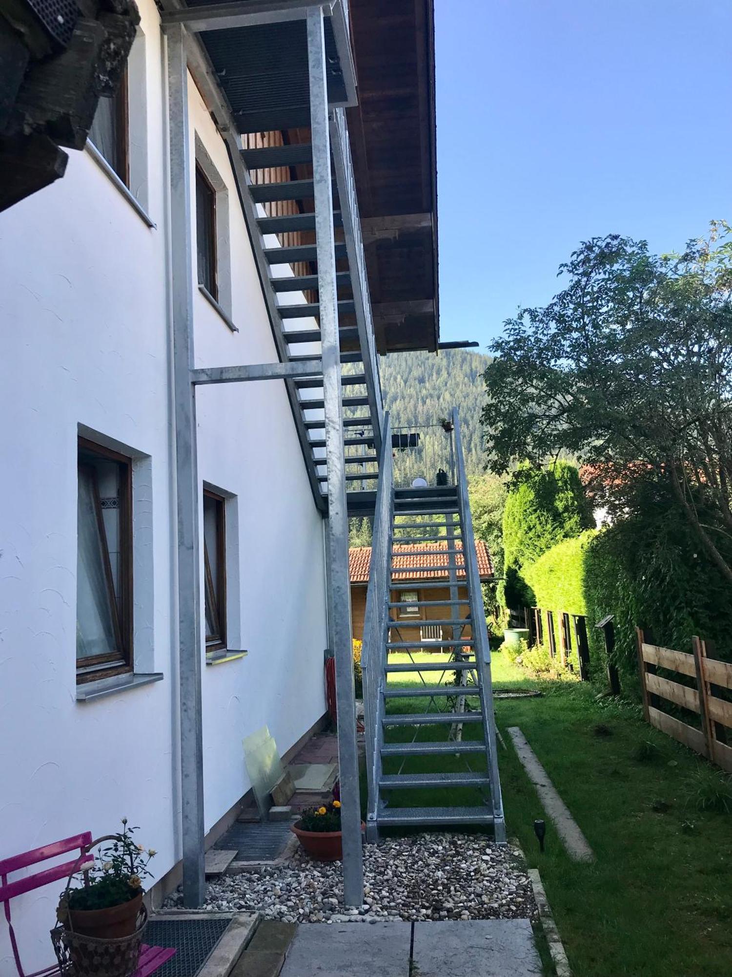 Schönau am Königssee Ferienwohnung Seinerzeit - Kuschelige Dachwohnung מראה חיצוני תמונה